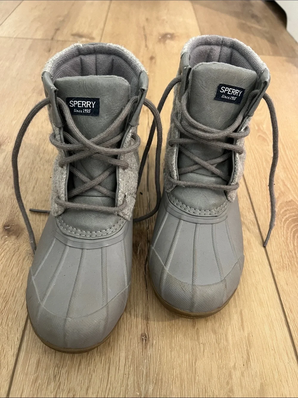 Sperry Kids' Gray Waterproof Duck Boots with Lace-Up Closure